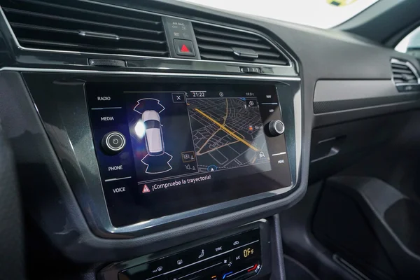 Volkswagen Tiguan (2022) — foto 19 van 47