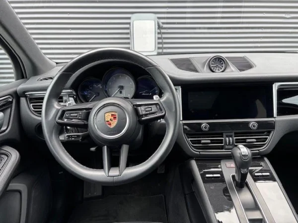 PORSCHE Macan S (2023) — foto 11 van 31