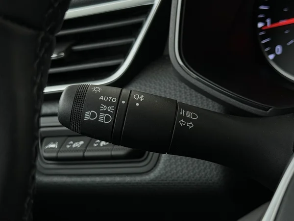 RENAULT Clio (2022) — foto 15 van 26