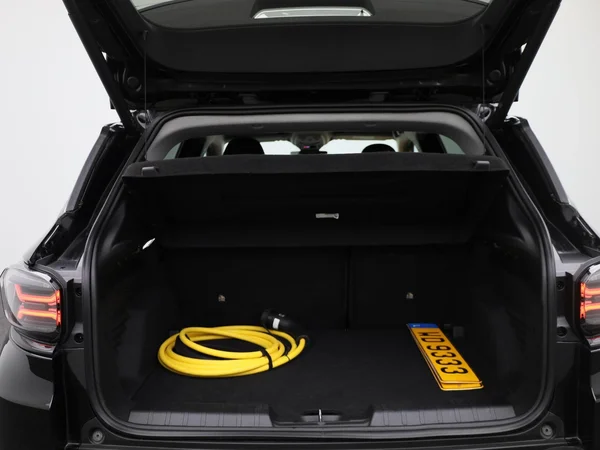 Jeep Avenger (2023) — foto 8 van 40