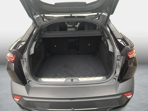 Peugeot 408 (2024) — foto 9 van 25