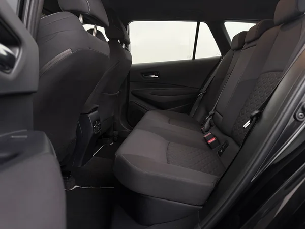 TOYOTA Corolla (2022) — foto 3 van 28