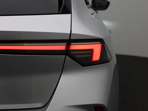 Opel Astra (2023) — foto 27 van 37