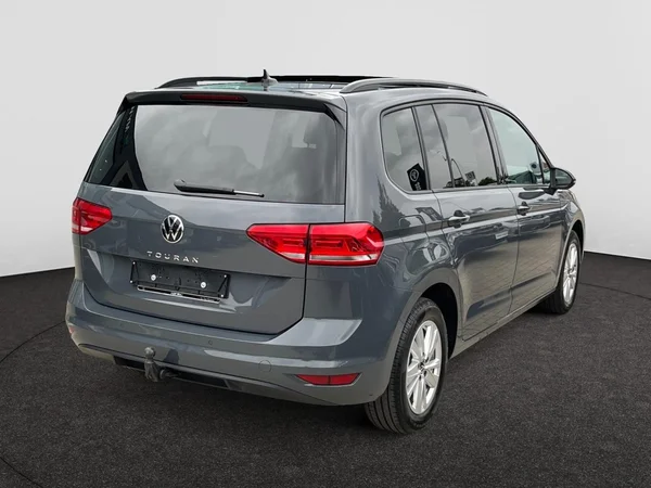 VOLKSWAGEN Touran (2025) — foto 12 van 22