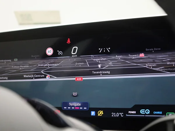 Mercedes-Benz C-Klasse (2022) — foto 22 van 43