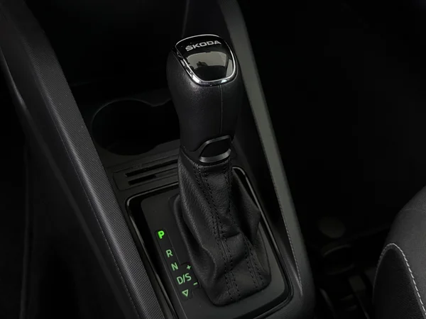 SKODA Fabia (2021) — foto 4 van 23