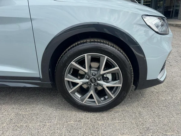 AUDI A1 Allstreet (2025) — foto 17 van 24
