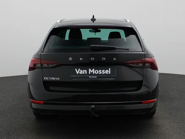 Škoda Octavia (2023) — foto 41 van 44