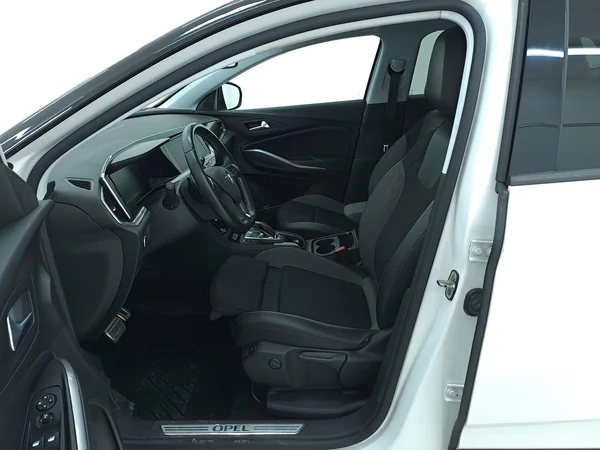 Opel Grandland (2022) — foto 25 van 25