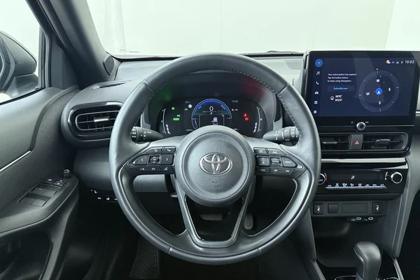 Toyota Yaris Cross Hybrid (HEV) (2025) — foto 2 van 18