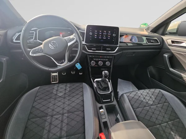 VOLKSWAGEN T-Roc (2024) — foto 23 van 23