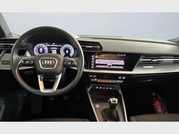 AUDI A3 Sedan (2022) — foto 32 van 33