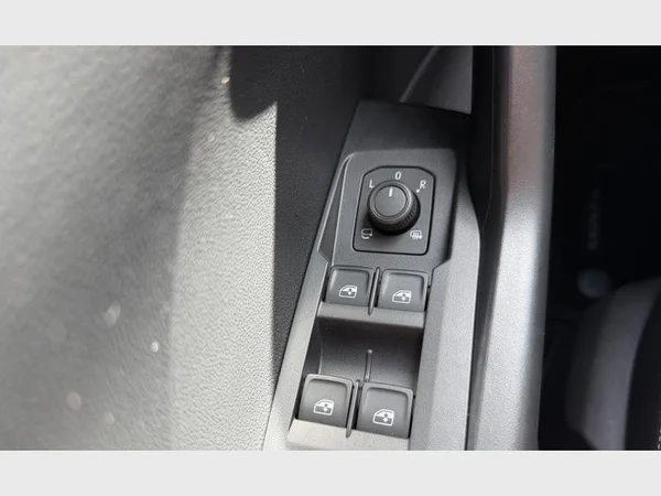 Volkswagen T-Cross (2025) — foto 17 van 29