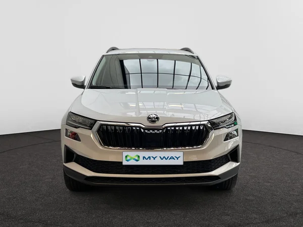 SKODA Karoq (2025) — foto 8 van 12