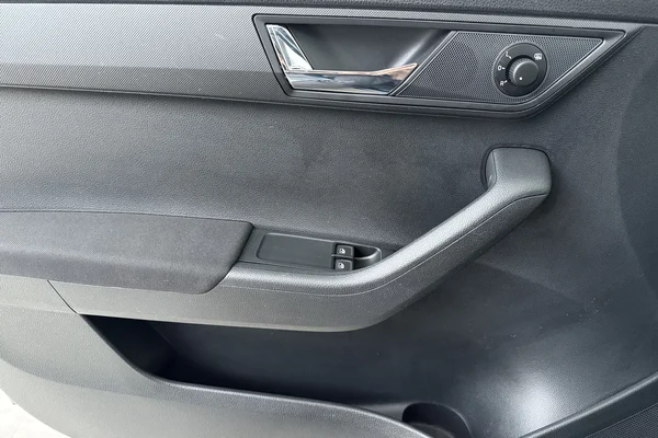 Skoda Fabia Sw (2020) — foto 5 van 19