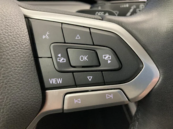 VOLKSWAGEN Golf VIII SW (2022) — foto 7 van 36
