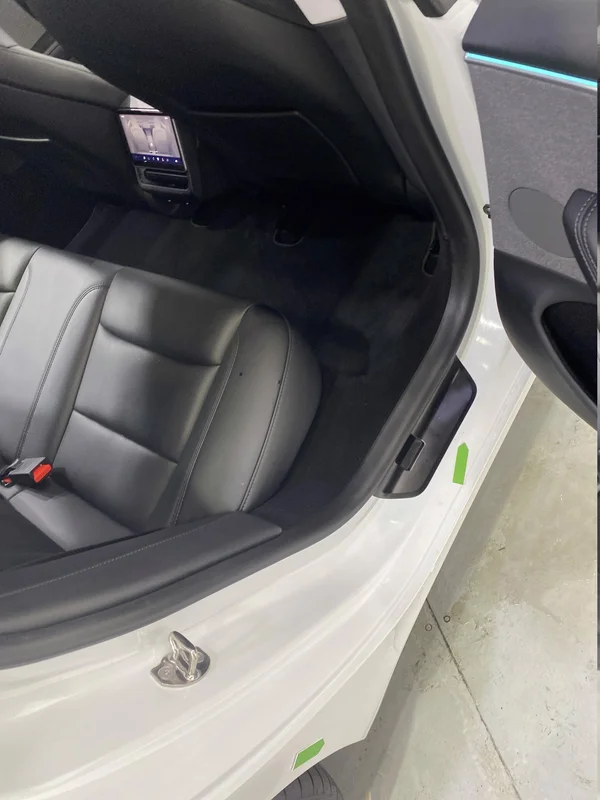 Tesla Model 3 (2023) — foto 44 van 49