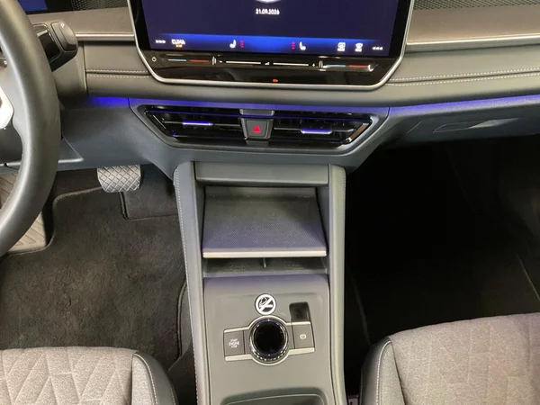 VOLKSWAGEN Tayron (2026) — foto 4 van 22