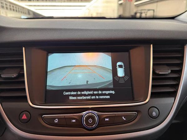 Opel Crossland (2022) — foto 16 van 30