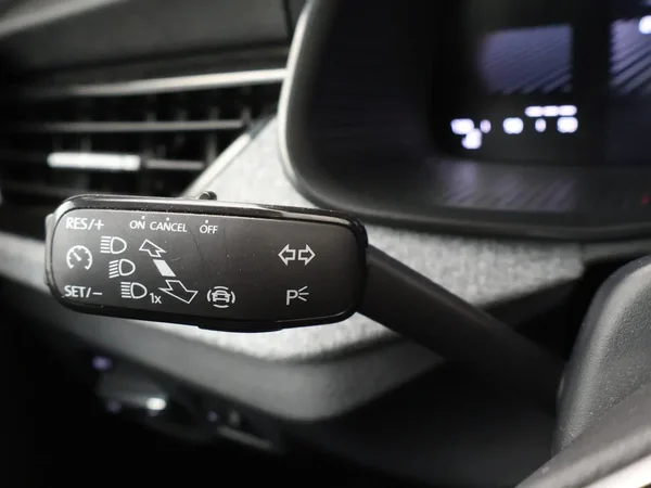 Škoda Kamiq (2025) — foto 8 van 27