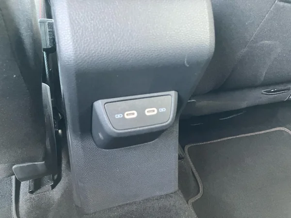 VOLKSWAGEN Polo GTI (2023) — foto 11 van 25