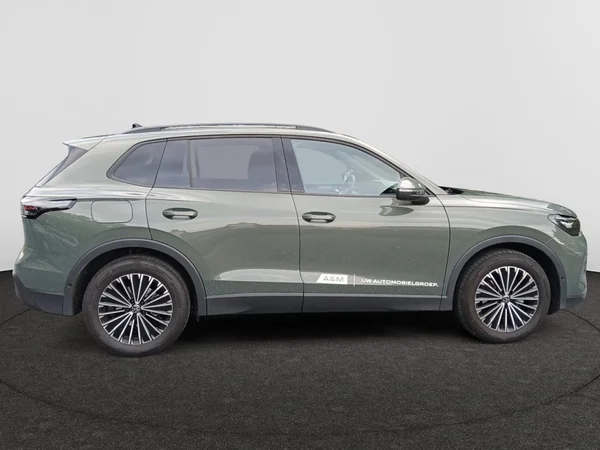VOLKSWAGEN Tiguan (2026) — foto 9 van 14