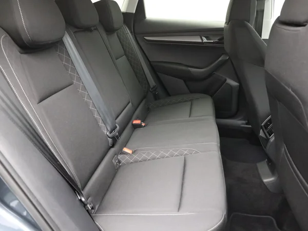 SKODA Karoq (2021) — foto 11 van 19