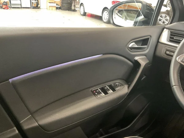 RENAULT Captur (2022) — foto 7 van 22