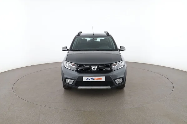 Dacia Sandero (2017) — foto 15 van 16