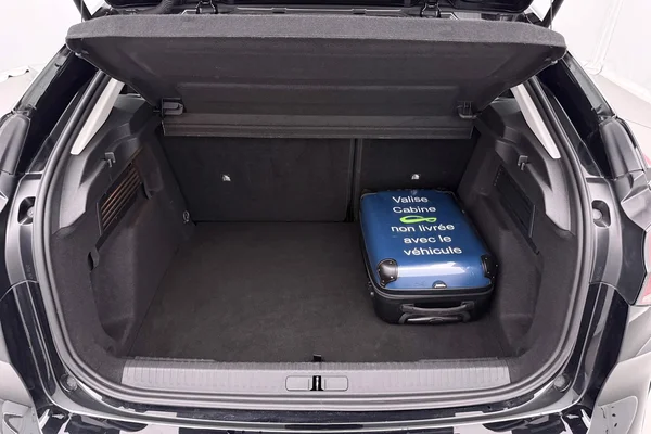 Citroen C4 (2023) — foto 6 van 32