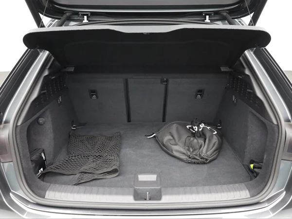 AUDI A3 Sportback PHEV (2025) — foto 2 van 25
