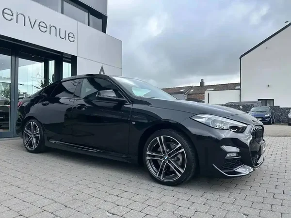 Bmw 218 (2023) — foto 7 van 18