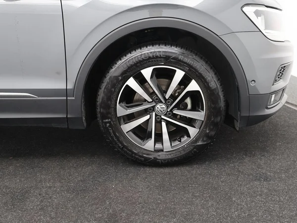 VOLKSWAGEN Tiguan (2020) — foto 29 van 29