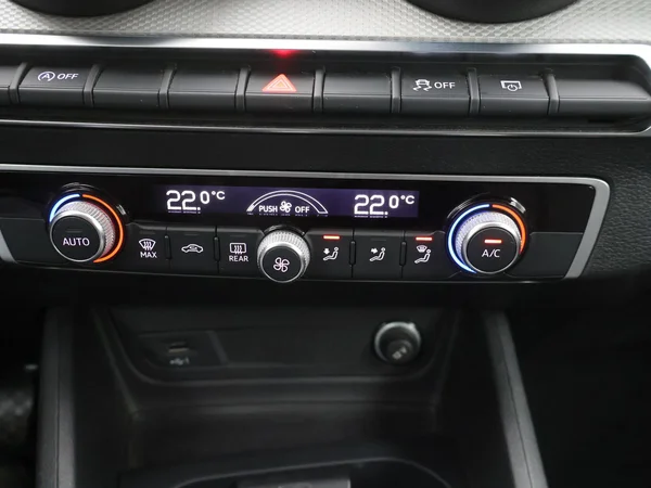 AUDI Q2 (2022) — foto 13 van 25