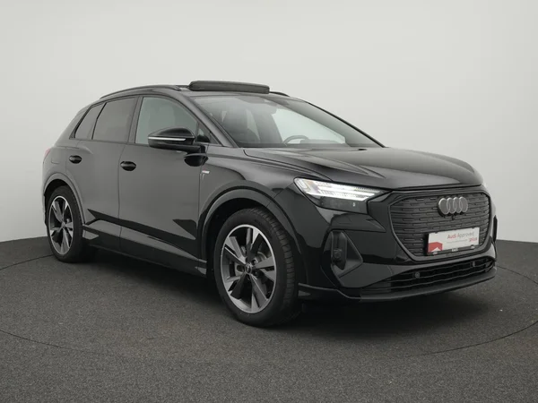 AUDI Q4 e-tron (2025) — foto 30 van 30
