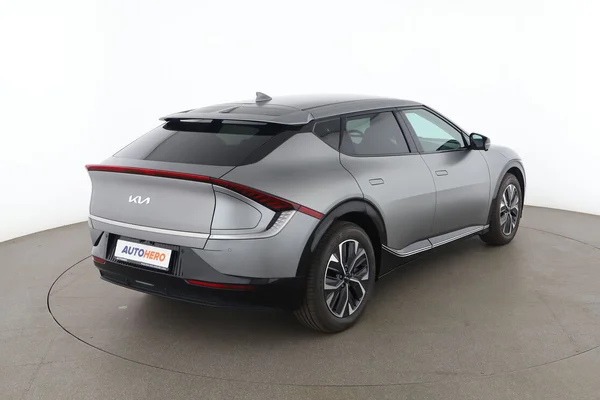 Kia EV6 (2023) — foto 13 van 17