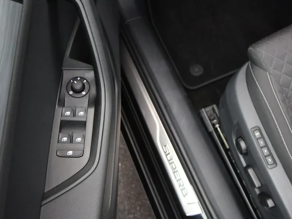 SKODA Superb Combi (2024) — foto 28 van 29