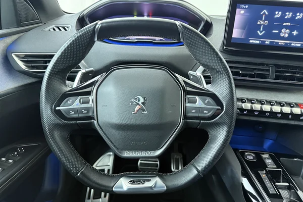 Peugeot 5008 (2024) — foto 2 van 17