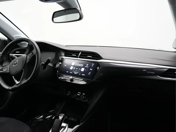 OPEL Corsa (2021) — foto 7 van 24