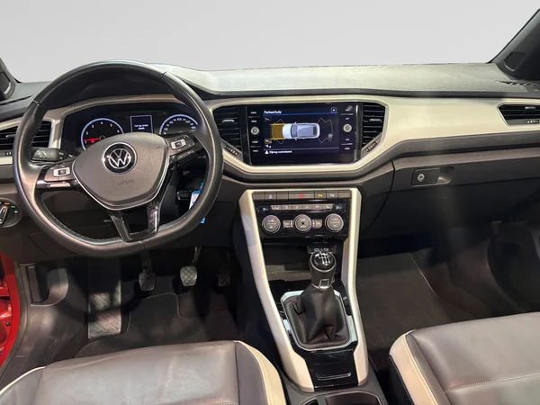 VOLKSWAGEN T-Roc Cabriolet (2022) — foto 7 van 24