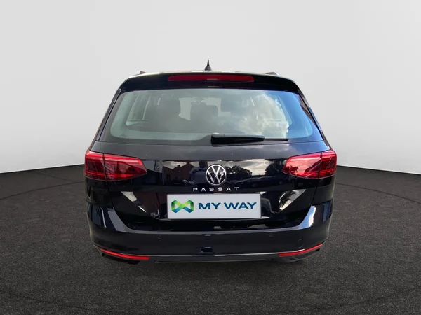 VOLKSWAGEN Passat Variant (2024) — foto 19 van 19