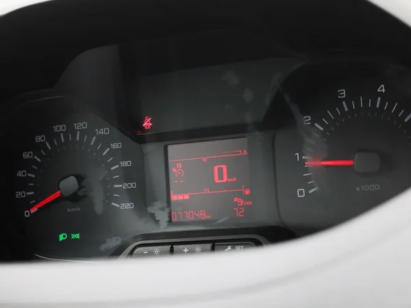 Peugeot Partner (2021) — foto 15 van 32