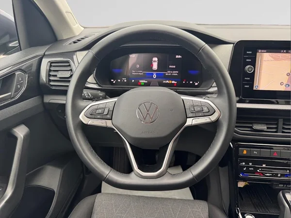 VOLKSWAGEN T-Cross (2025) — foto 11 van 14