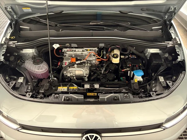 VOLKSWAGEN ID.Polo (2026) — foto 15 van 24