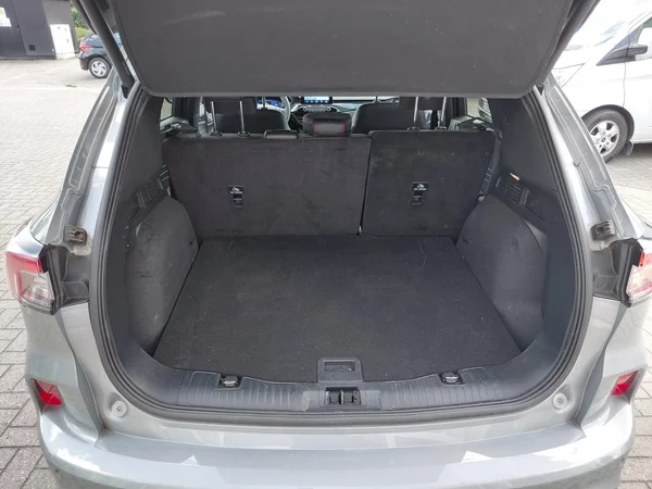 Ford Kuga (2023) — foto 20 van 21