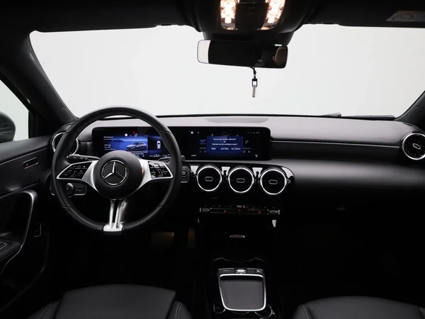 Mercedes-Benz A-Klasse (2023) — foto 28 van 40
