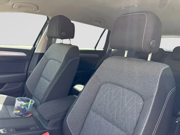 VOLKSWAGEN Passat Variant (2022) — foto 21 van 21