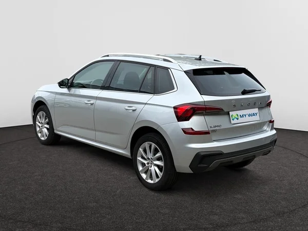 SKODA Kamiq (2024) — foto 16 van 18