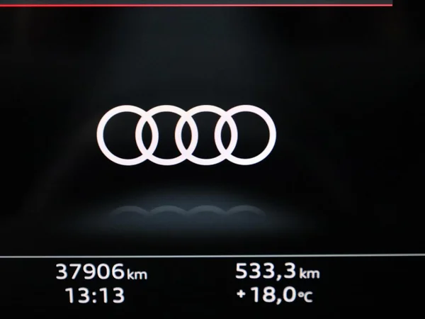 AUDI A4 Avant Dsl (2024) — foto 11 van 24