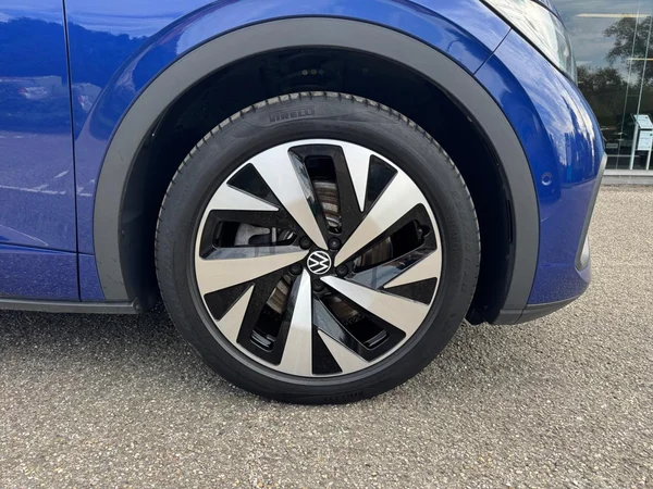 VOLKSWAGEN ID.5 (2024) — foto 14 van 21